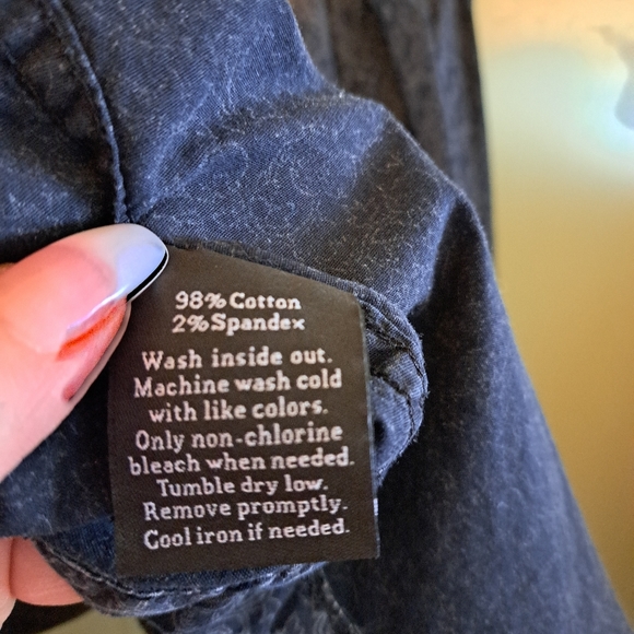 Mens ROCK & REPUBLIC button up - Picture 4 of 8